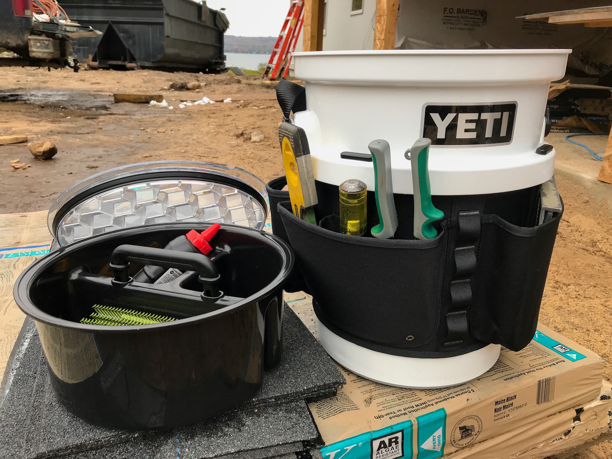 YETI LoadOut 5 Gallon Bucket | Contractor Approved - The Gear Bunker