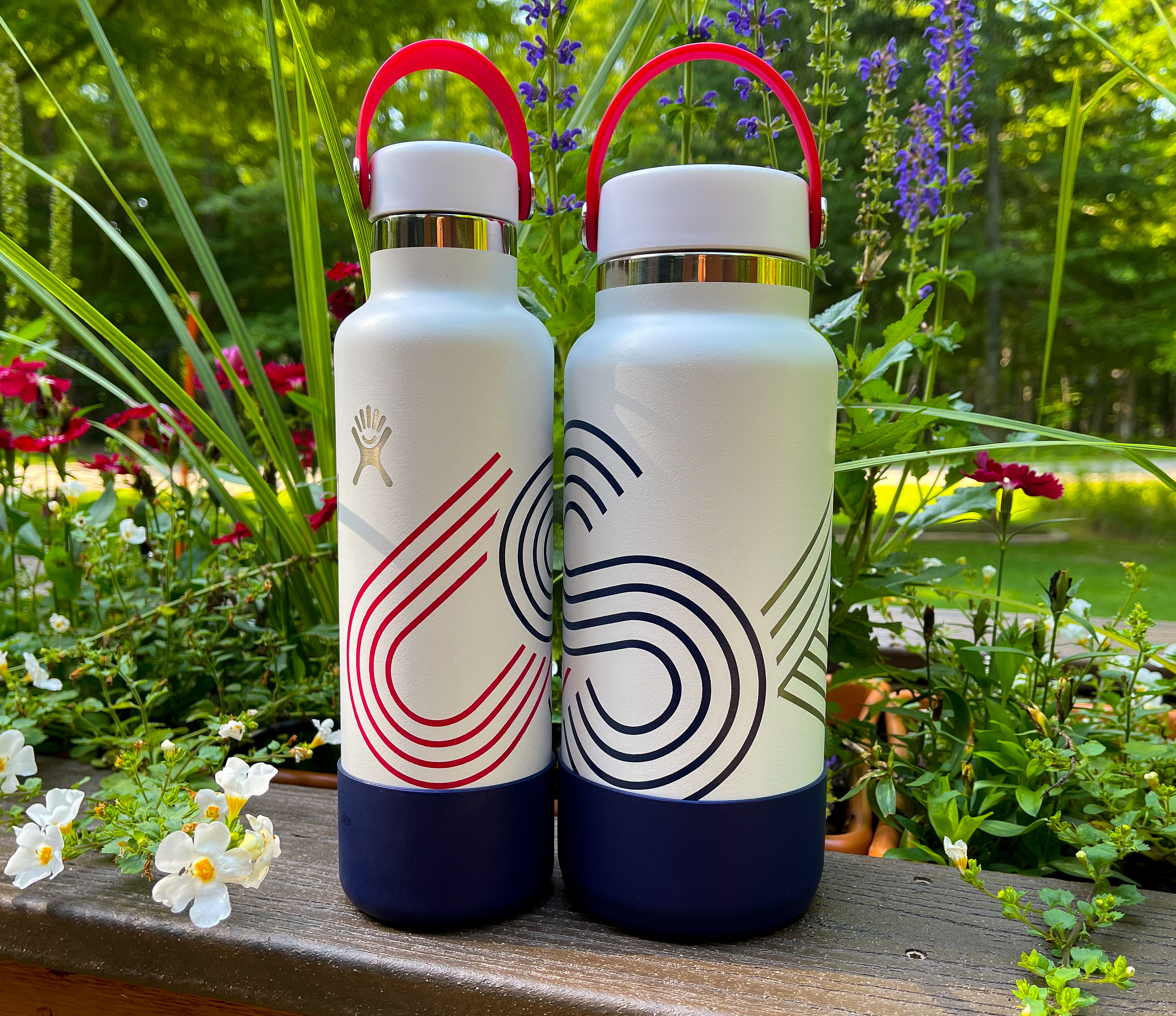 RARE ! Special Limited Edition Hydro Flask with Boot DUNE Aqua 24 oz