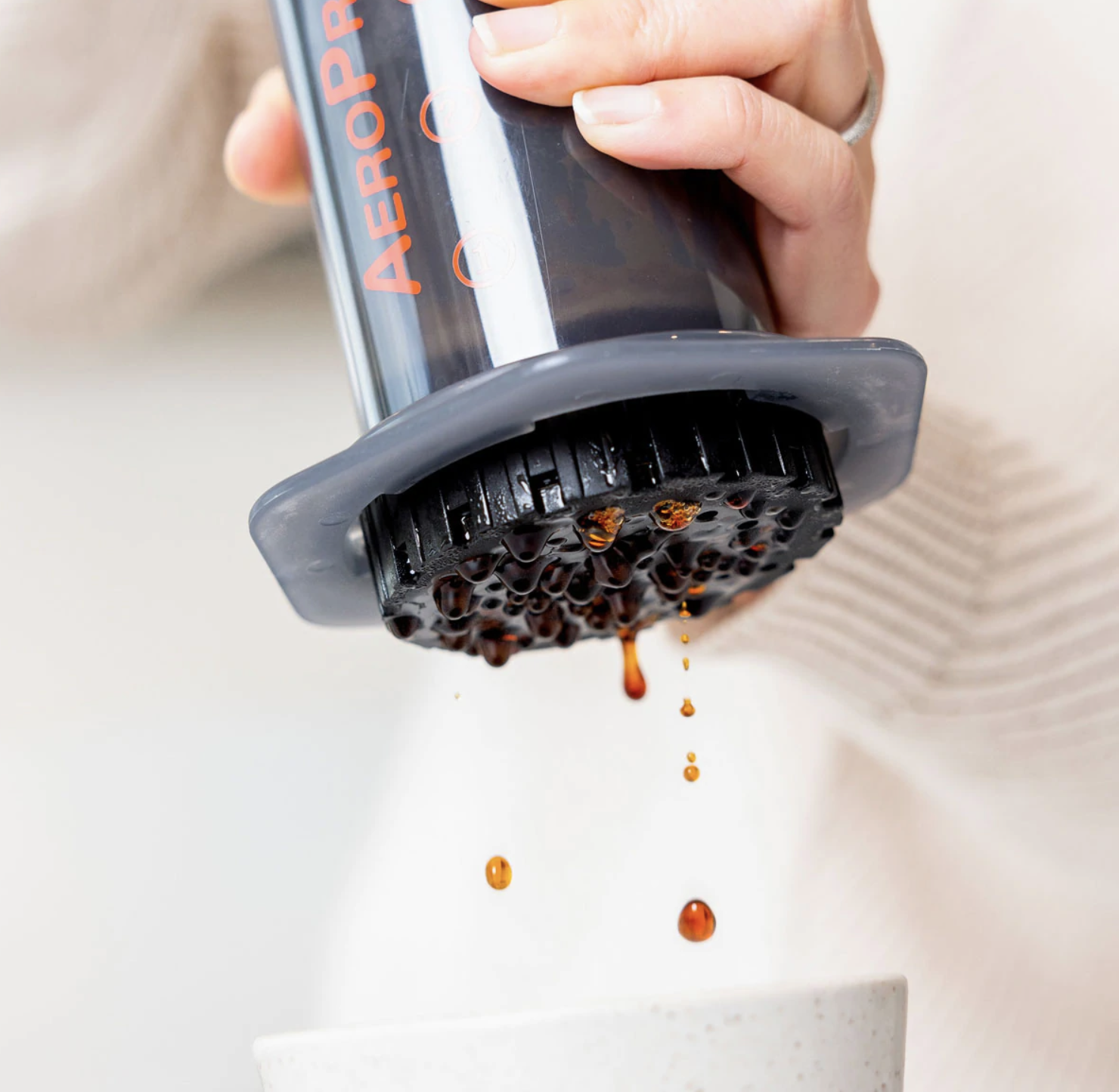 How to Use the AeroPress Original Coffee Maker 